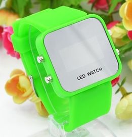 फैशन सिलिकॉन Wristband देखो डिजिटल एलईडी दर्पण सतह कैंडी घड़ियाँ