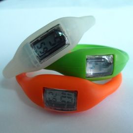 काले सिलिकॉन Wristband घड़ी बैंड खेल कलाई घड़ी कैम्पिंग / पर्वतारोहण के लिए