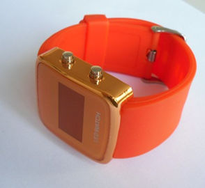टिकाऊ रंगीन सिलिकॉन Wristband घड़ी / सिलिकॉन कंगन घड़ियाँ
