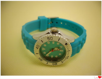 2014 गर्म बिक्री सिलिकॉन घड़ी में Wristband