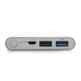 यूनिवर्सल 10000mAh पोर्टेबल सेलफोन पावर बैंक लिथियम पॉलिमर सेल तेजी से चार्ज