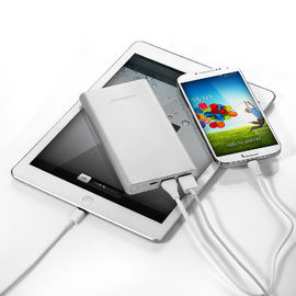 यूनिवर्सल 10000mAh पोर्टेबल सेलफोन पावर बैंक लिथियम पॉलिमर सेल तेजी से चार्ज