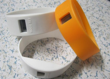 निविड़ अंधकार टिकाऊ सस्ते सटीक क्वार्ट्ज आंदोलन सिलिकॉन Wristband थोक घड़ियों