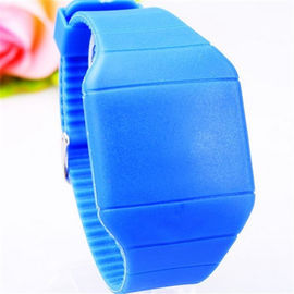 डिजिटल एलईडी टच खेल सिलिकॉन Wristband घड़ी बच्चों के लिए निविड़ अंधकार