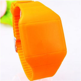 डिजिटल एलईडी टच खेल सिलिकॉन Wristband घड़ी बच्चों के लिए निविड़ अंधकार