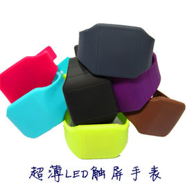 निविड़ अंधकार खेल सिलिकॉन Wristband घड़ी, टच स्क्रीन एलईडी घड़ी