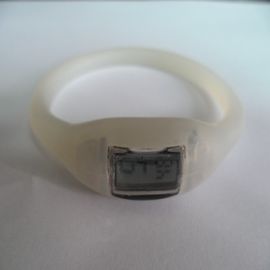 कस्टम क्रिसमस उपहार सिलिकॉन खेल pedometer के साथ घड़ी